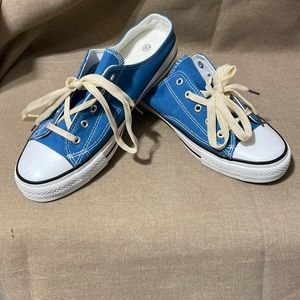 D&B NEWSHOES NWOT